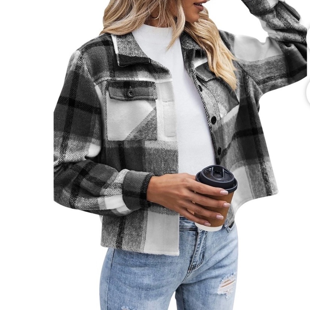 NWT Zeagoo Black and Gray Plaid Utility Jacket